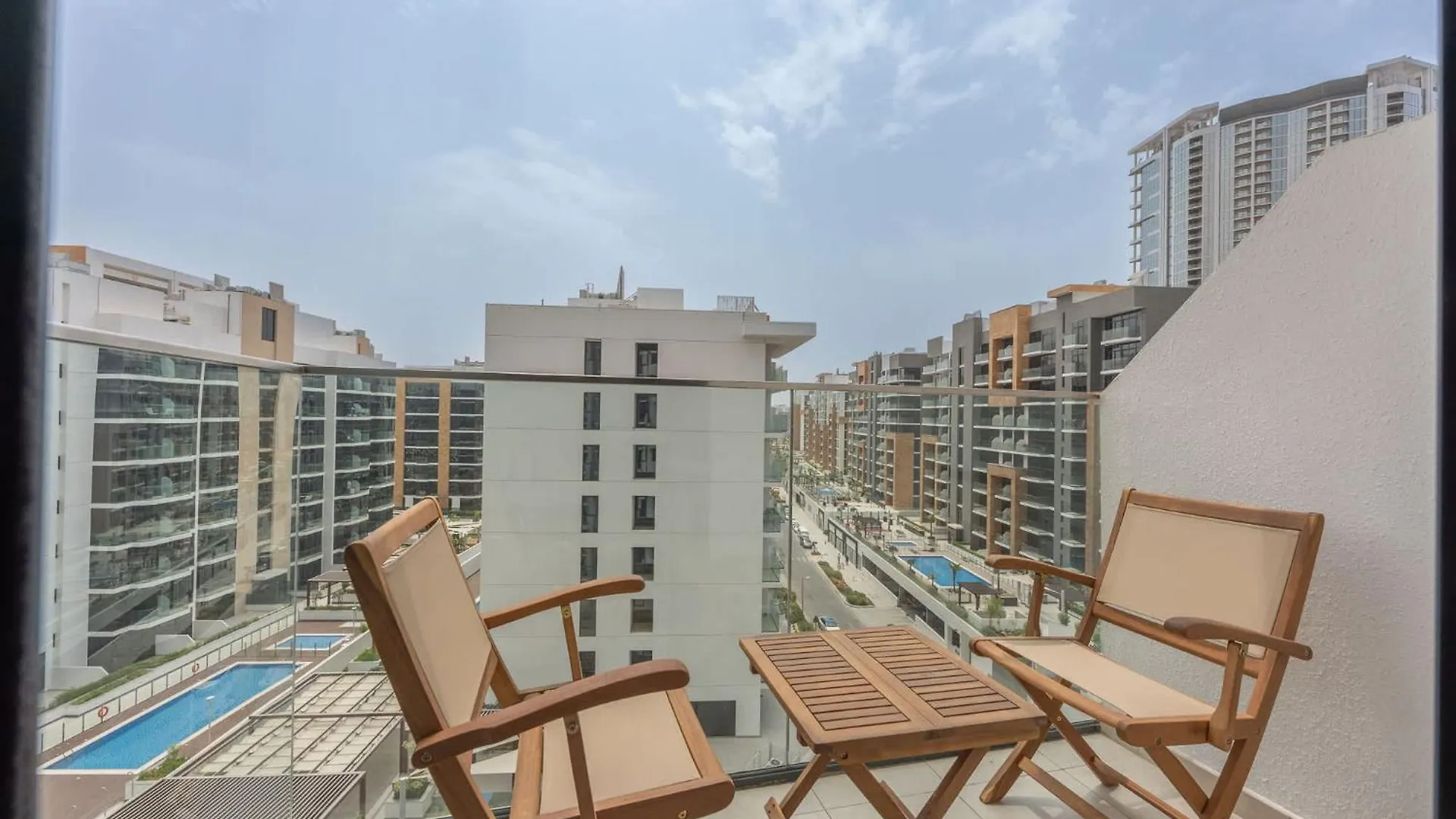 Charming Studio Apartment Perfect For 2 In Meydan Dubai